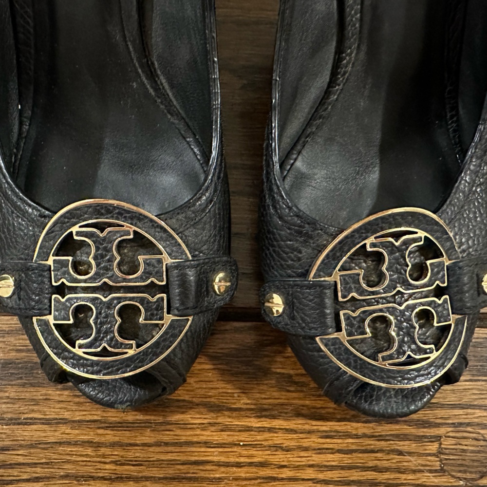 Gently used Tory Burch black open toe wedges, Sz 9 - Picture 6 of 8